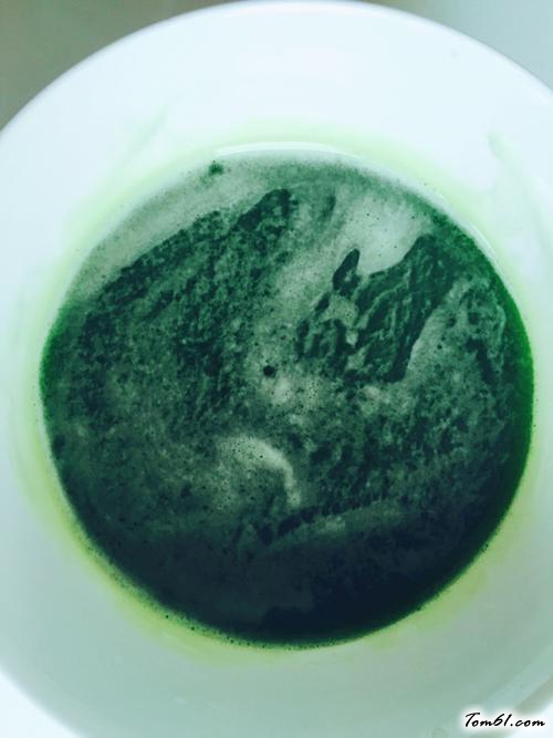 【翡翠白菜饺子】