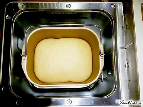 【全麥芝麻包】