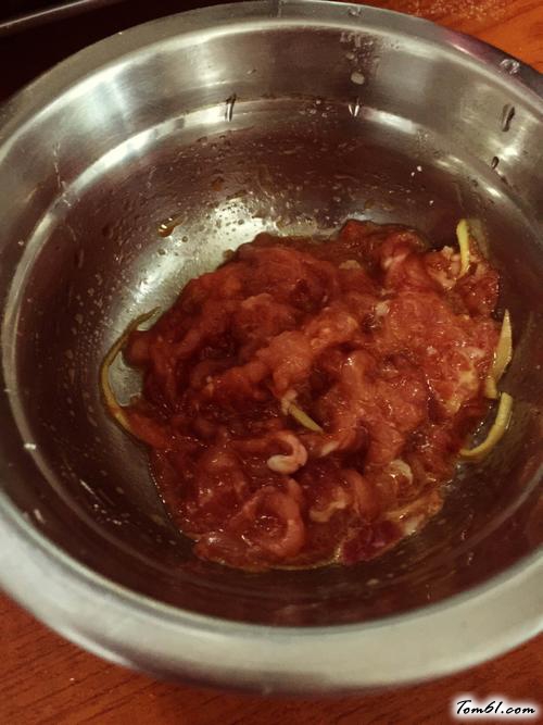青椒肉丝面的做法