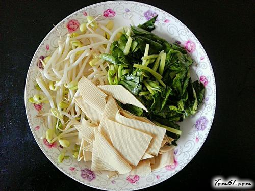 【菠菜鸡蛋面】