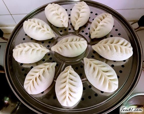 【羊肉萝卜馅包子】