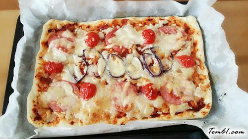 【薄底火腿披萨】