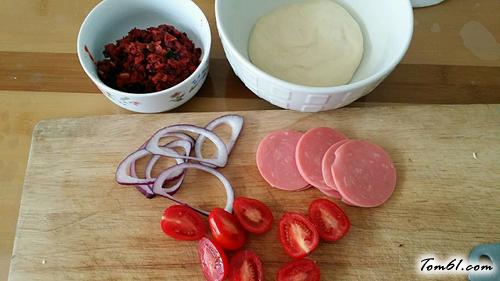 【薄底火腿披萨】