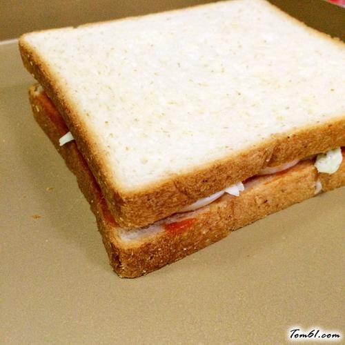 【沼夫三明治】