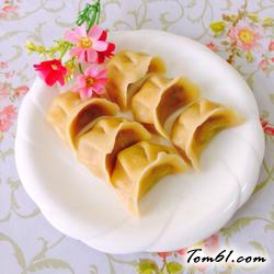 双菇鲜肉黄金饺的做法