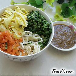 香椿拌面的做法