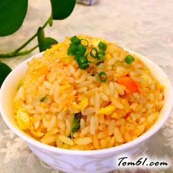 番茄炒饭的做法