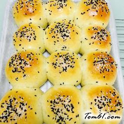 芝麻小甜包的做法