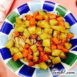 土豆红萝卜打卤面的做法