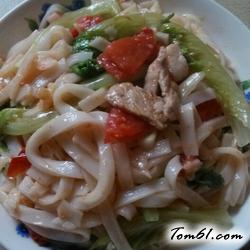 焖炒河粉的做法