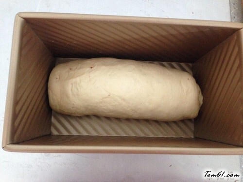 【可可双色土司】