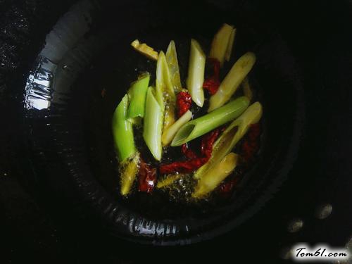 【豆角土豆素卤面】