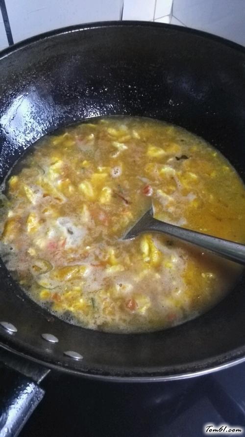 【鸡蛋西红柿菠菜汤面】