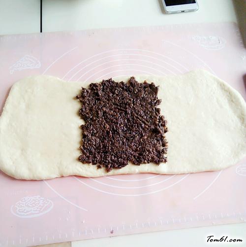 【豆沙辫子吐司】