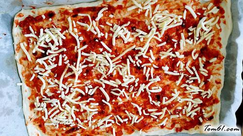 【薄底火腿披萨】