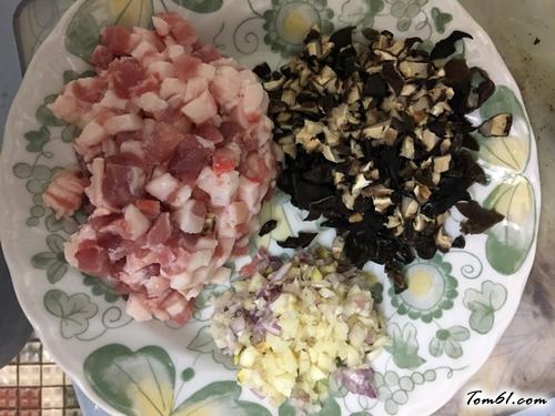 【台湾卤肉饭】