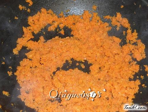 【胡萝卜羊肉馅饺子】