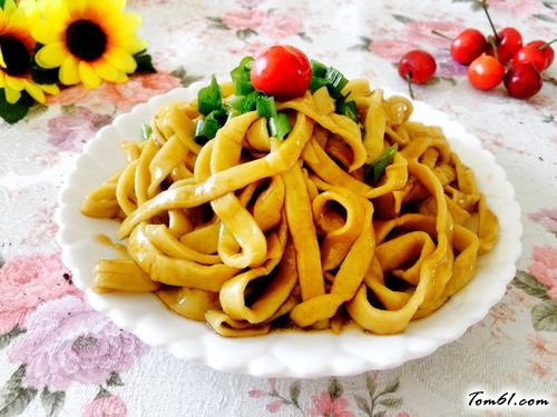 【老北京葱油面】