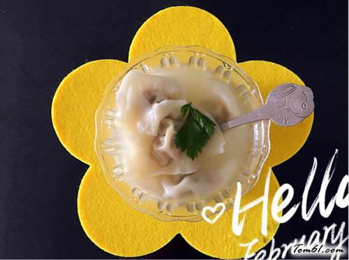 【鲜虾香芹馄饨】