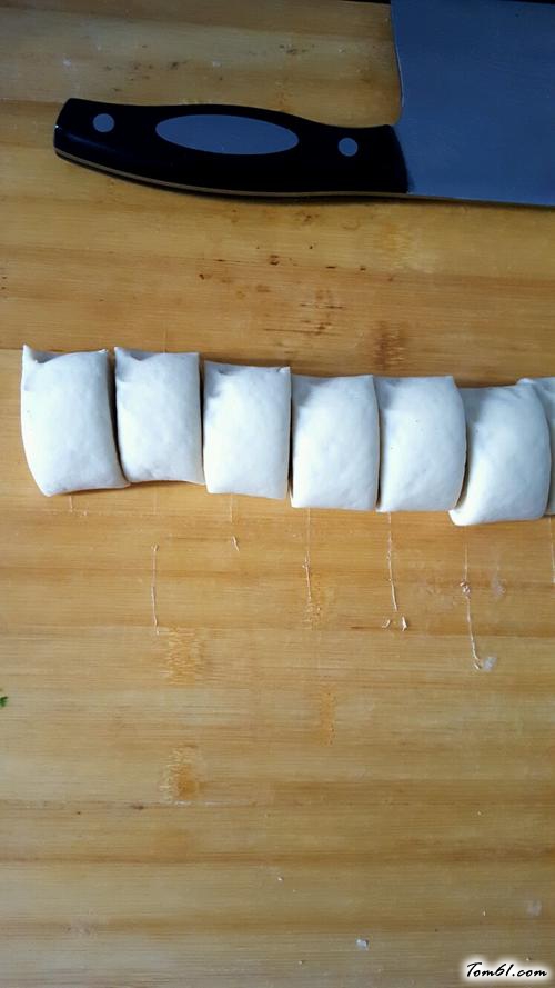 【葱油椒盐花卷】