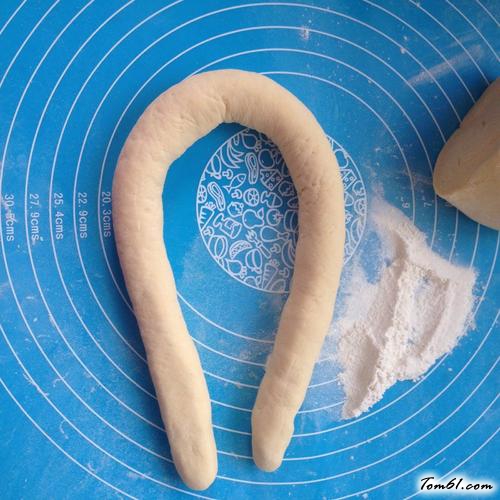 【双菇鲜肉黄金饺】