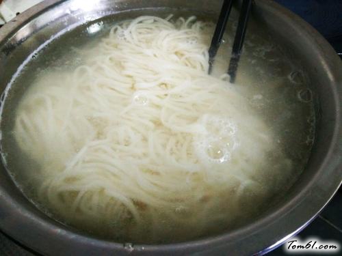 【猪肉青椒打卤面】