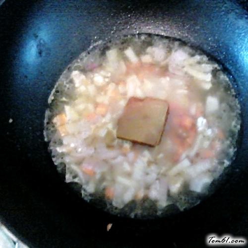 【咖喱鸡肉盖浇饭】