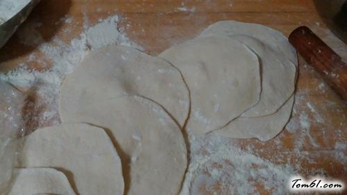 【猪肉茴香馅包子】