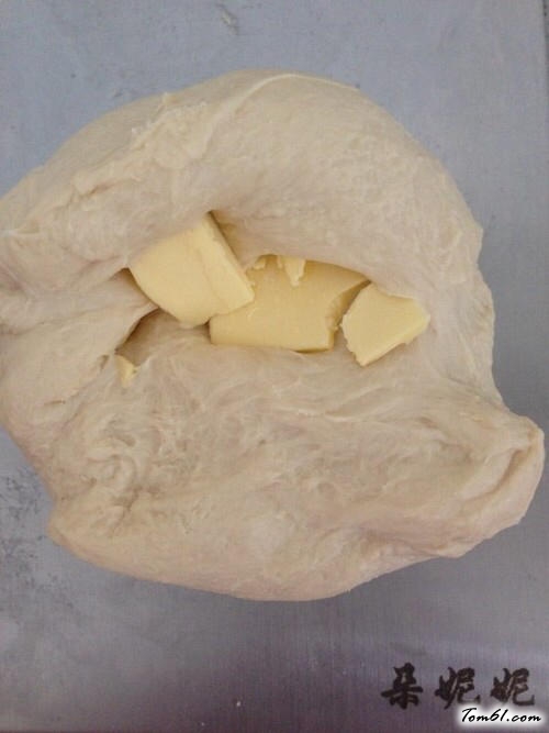 【可可双色土司】