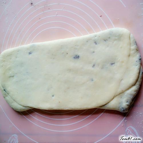 【豆沙辫子吐司】