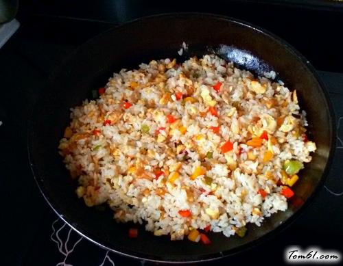 【彩椒炒饭】