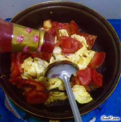 【懒人西红柿鸡蛋拌面】