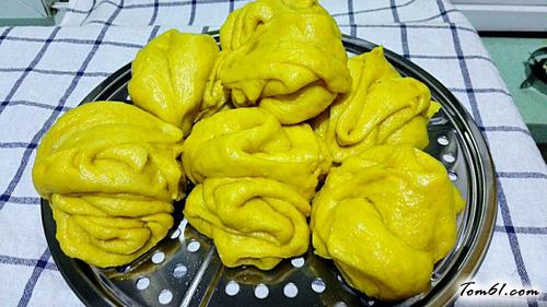 【金灿灿全麦南瓜花卷】