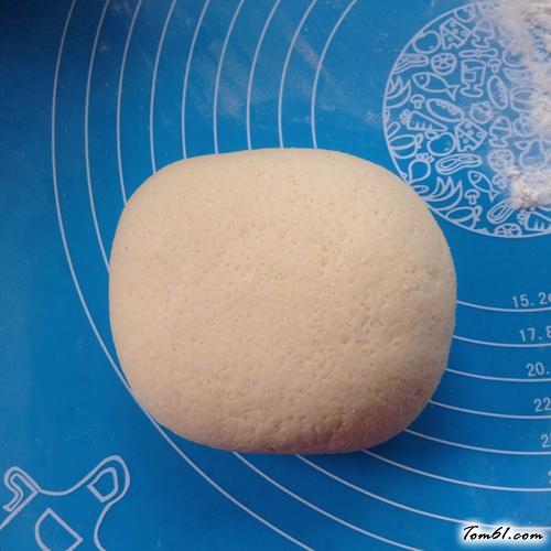 【双菇鲜肉黄金饺】