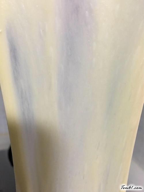 【面包机版黑芝麻牛奶吐司】