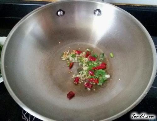 【花样鸡肉咖喱饭】