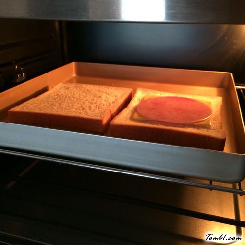 【沼夫三明治】