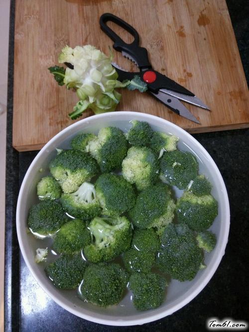 【速冻西冷牛排西兰花套餐】