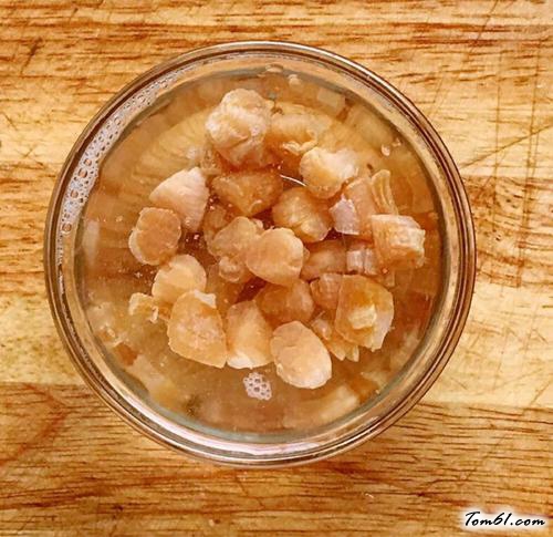 【鲜虾香芹馄饨】