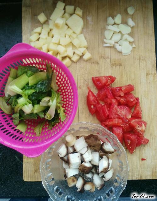 【羊肉臊子面～面食】