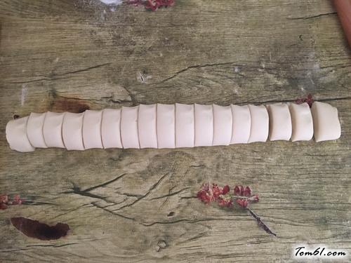 【白面麻花卷】