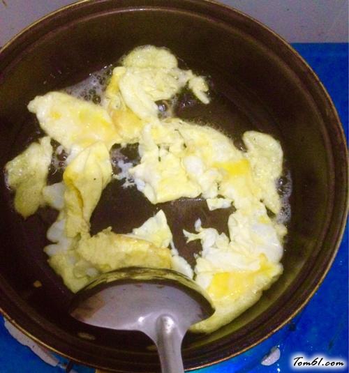 【懒人西红柿鸡蛋拌面】