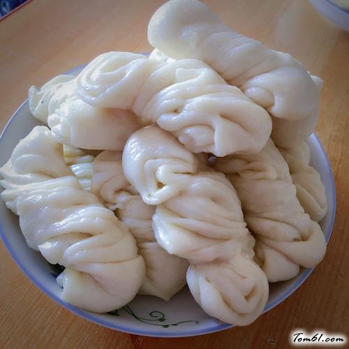 【白面麻花卷】