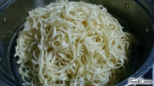 【豆角炒肉卤面】