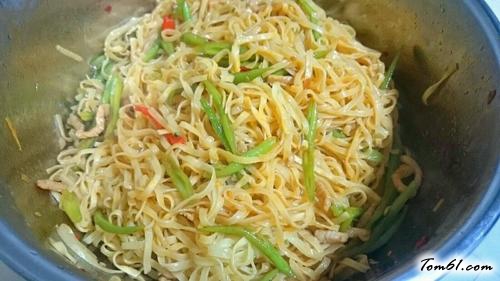 【豆角炒肉卤面】