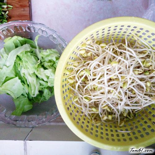 【榨菜肉沫面】