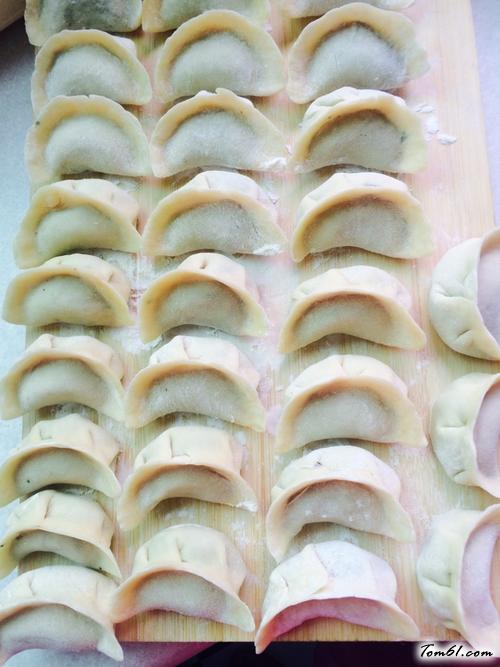 【羊肉香椿水饺】