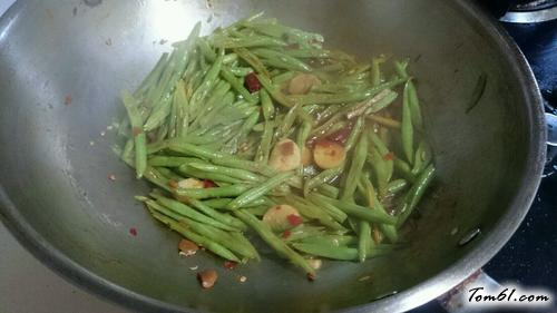 【豆角炒肉卤面】