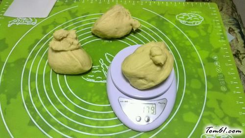 【红豆土司面包】