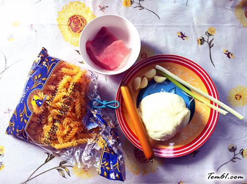 【卷心菜炒螺旋面】